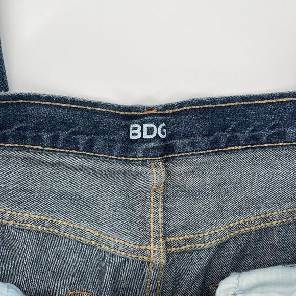 2/$30 Urban Outfitters BDG Distressed Raw Frayed Hem Skinny Ankle Jeans 32 - Picture 5 of 7